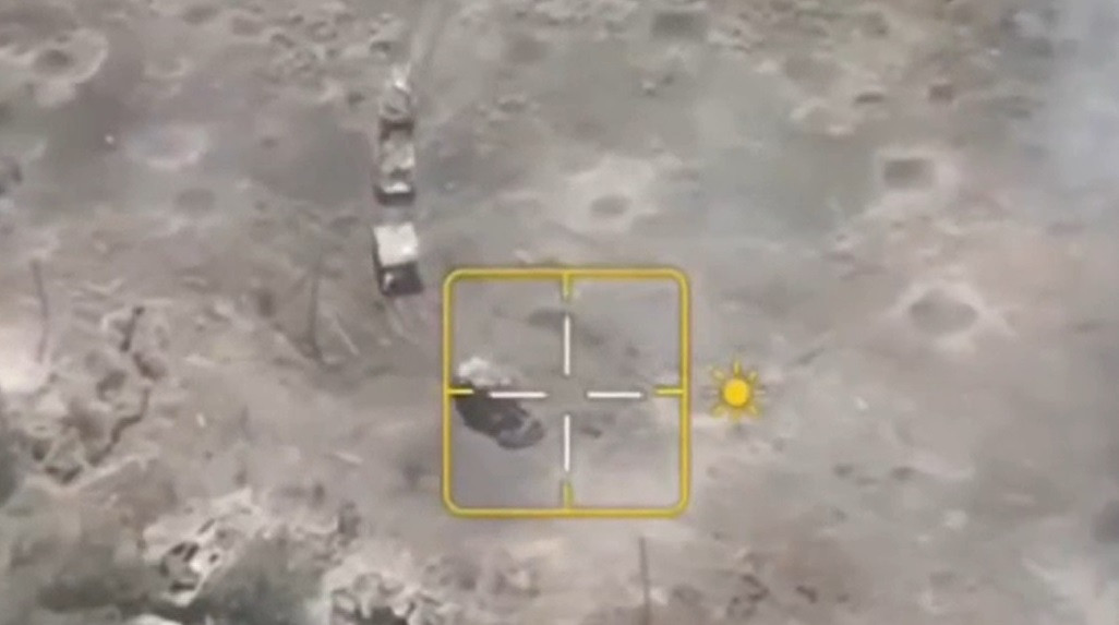 Asalt mecanizat rusesc, respins spectaculos de trupele Kievului. Cu ce fel de vehicule au atacat în zori