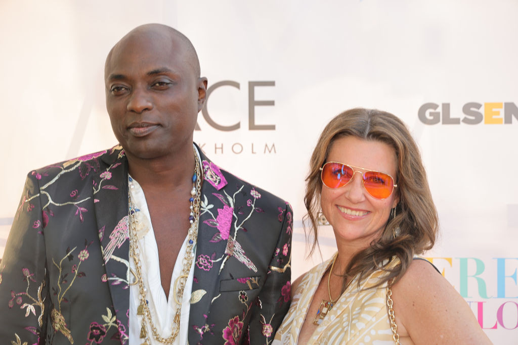 Prinţesa norvegiană Martha Louise este anchetată înainte de nunta cu „şamanul american” Durek Verrett. Care este motivul