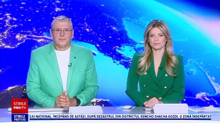 Băile sărate din Ocna Mureș atrag constant turiști. „Bazinele sunt mari, apa e caldă și e curat, foarte curat”