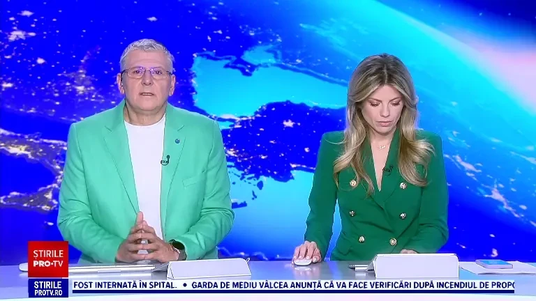 Toaleta unei școli din Mehedinți a fost distrusă după un incendiu violent. Cauza, necunoscută