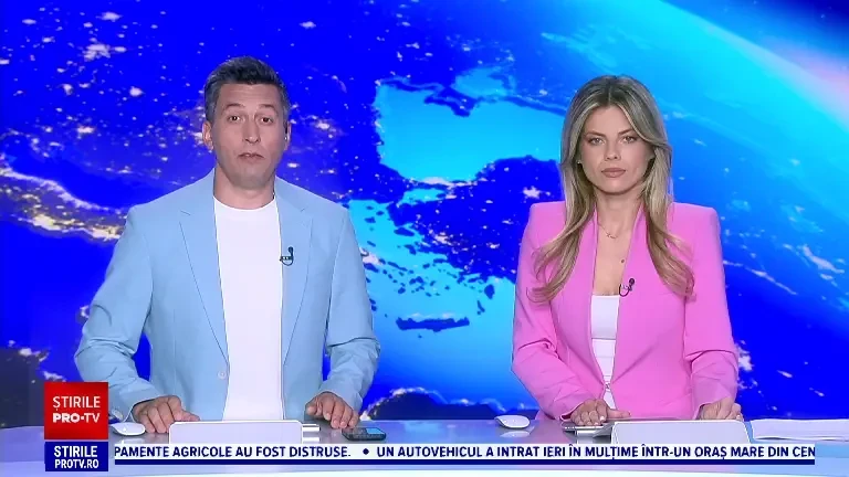 Incendiu la un hotel din centrul Capitalei, pornit din camera tehnică a unui lift. Zeci de turiști străini au fost evacuați