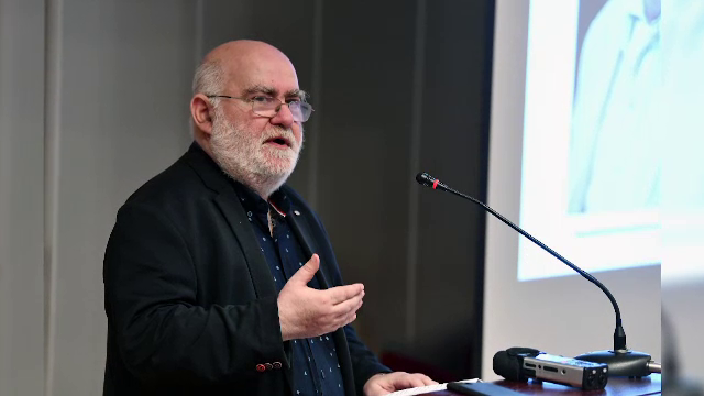 Zece sesizări în mai puțin de 24 de ore împotriva profesorului Alfred Bulai. Una dintre victime va fi audiată joi