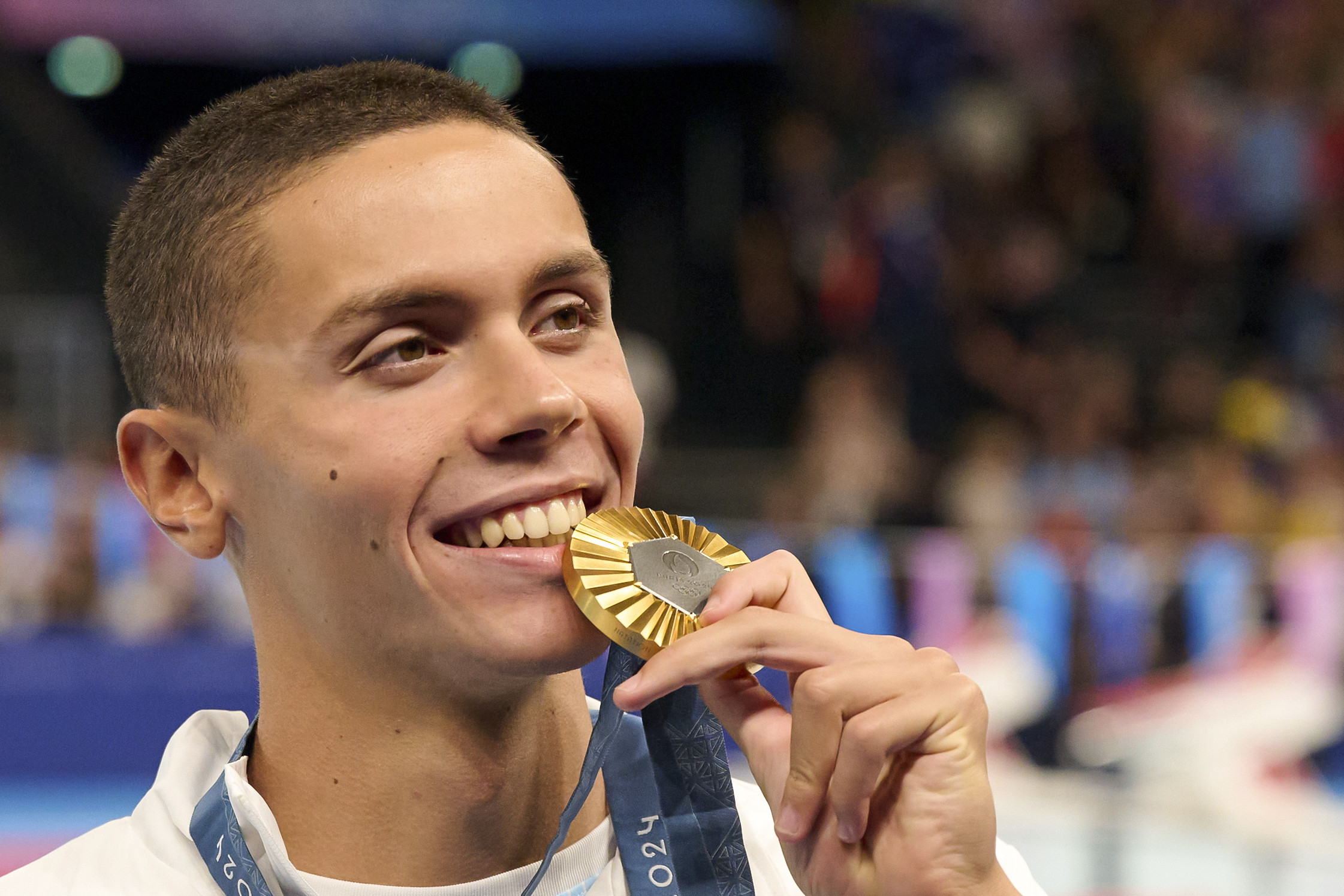 Câți bani va primi David Popovici de la statul român pentru medalia de aur câștigată la Jocurile Olimpice de la Paris