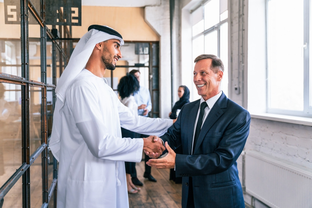 Bogații lumii se mută în Dubai. Impozit pe venit zero, vize de aur, stil de viaţă de lux