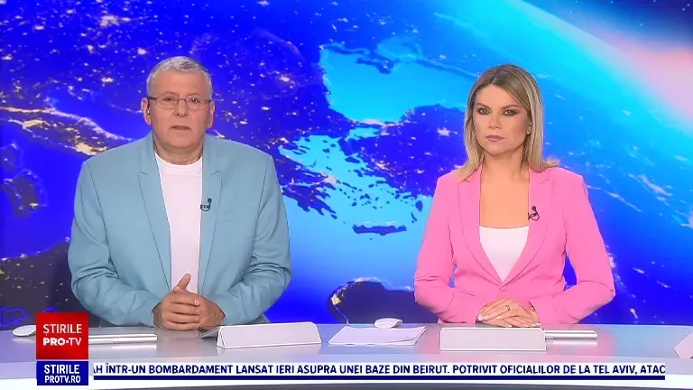 Fermă cuprinsă de flăcări în județul Brașov. Vâlvătaia s-a întins pe aproape 500 de metri pătrați