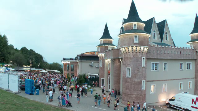 Festival dedicat familiilor, la Cluj-Napoca. ”Atât de frumos e aici!”