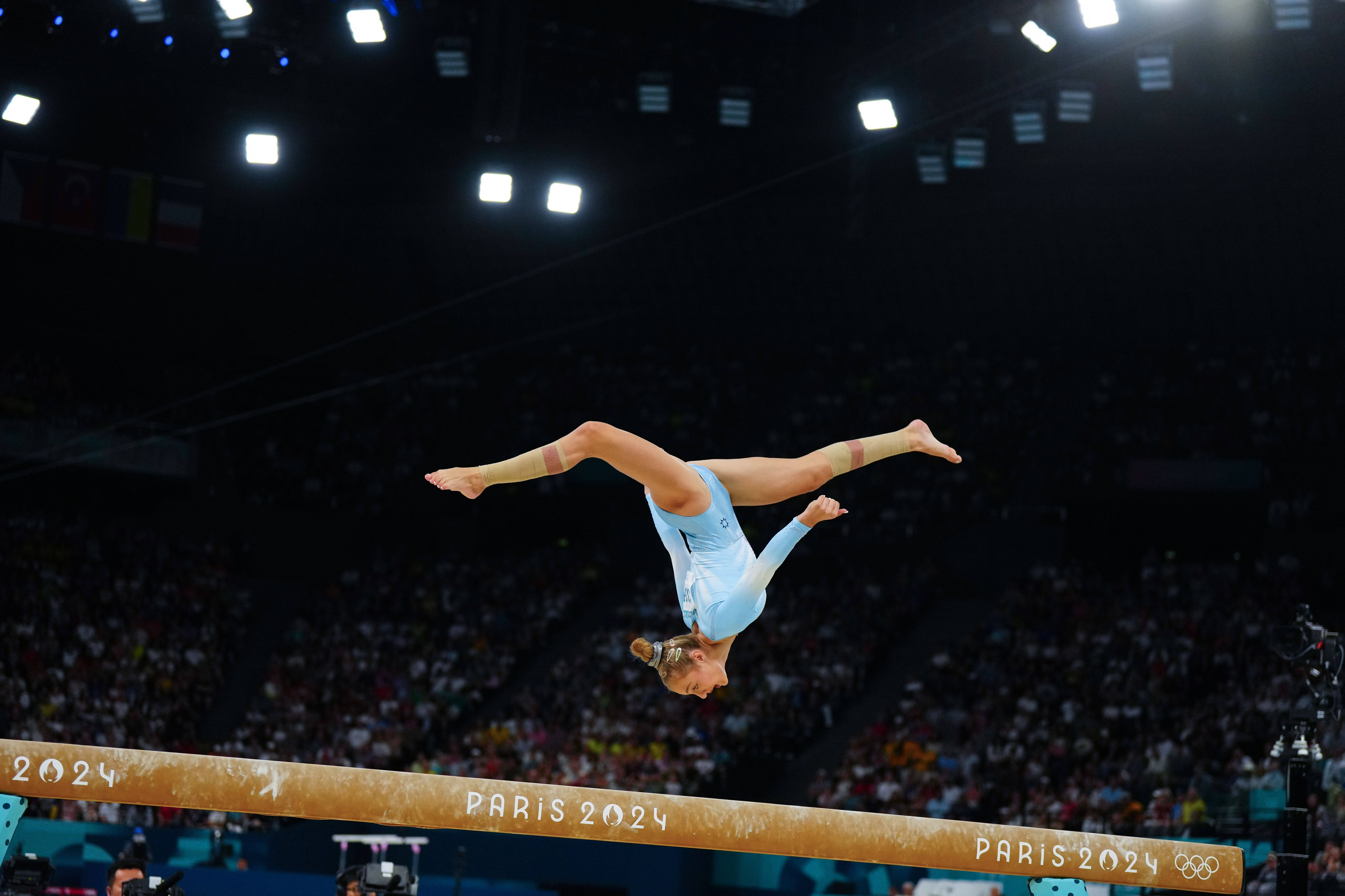 Sabrina Voinea își anunță retragerea din gimnastică. Momentul tulburător în care Anei Maria Bărbosu i se ia medalia | VIDEO