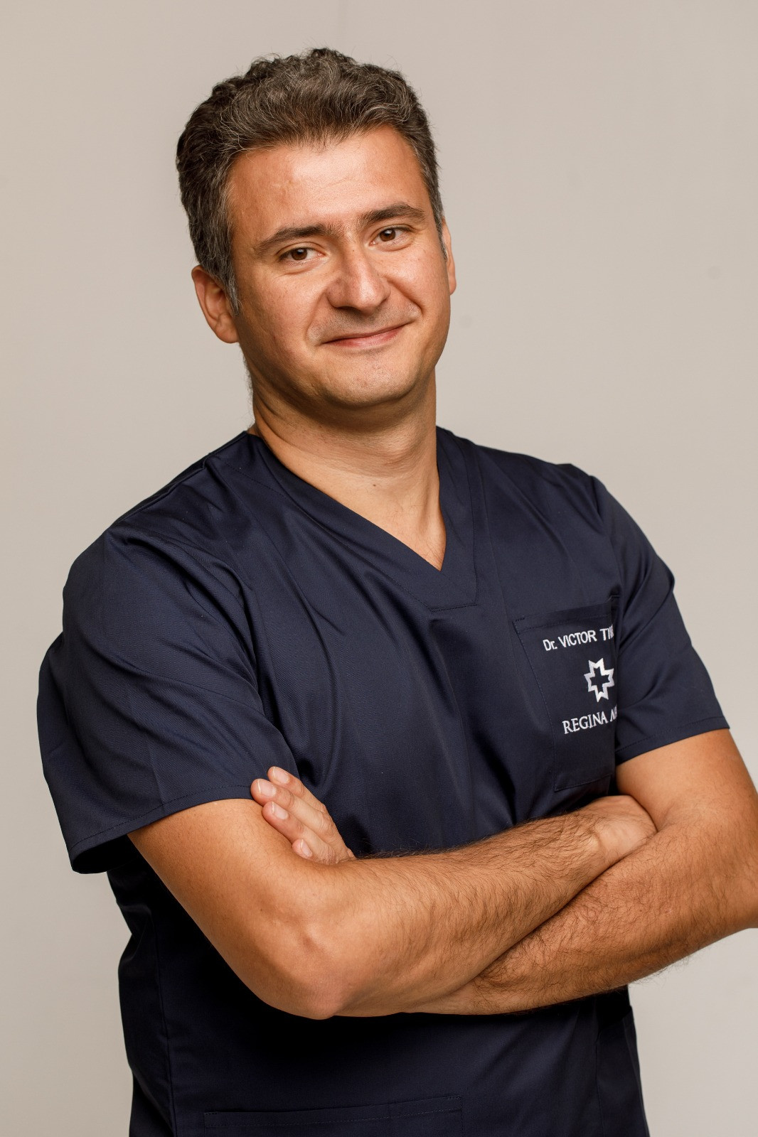 (P) Inovații și perspective în lupta împotriva cancerului de sân. Interviu cu Dr. Victor Titirez