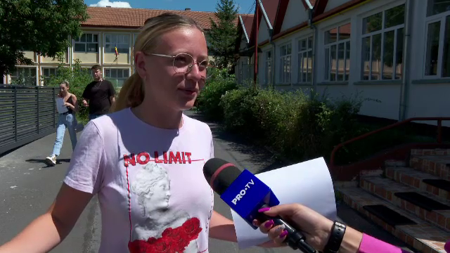 Mărturisirea sinceră făcută de o tânără care a ieșit zâmbind de la prima probă a BAC-ului de toamnă. „Nu a fost să fie”