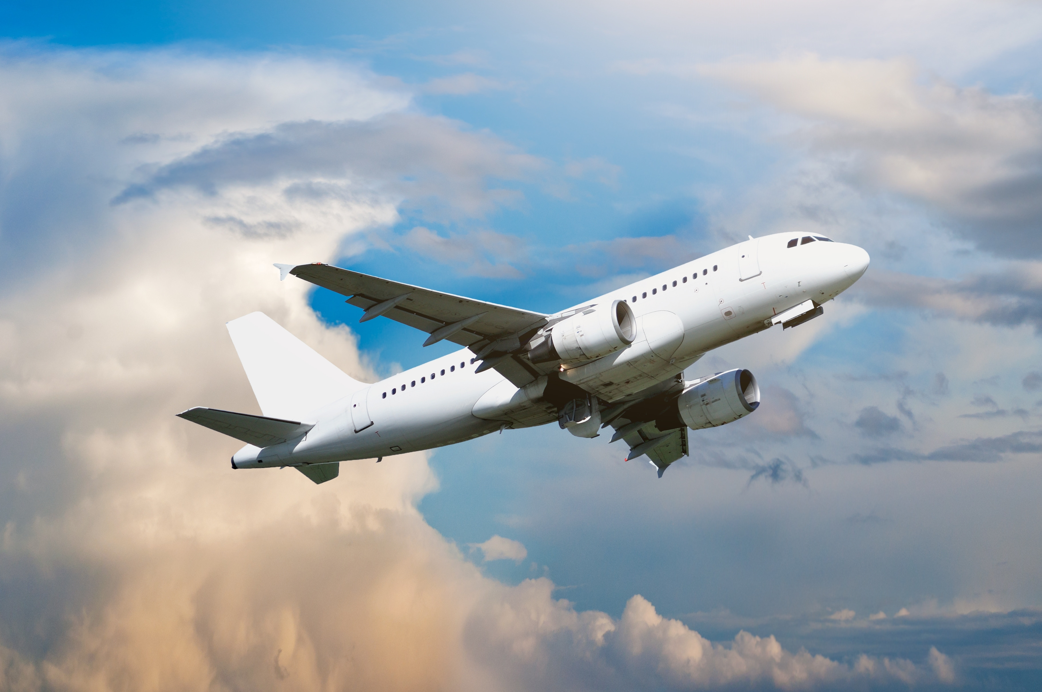 Incident șocant pe un aeroport din Dallas. Un avion a fost lovit de un glonţ