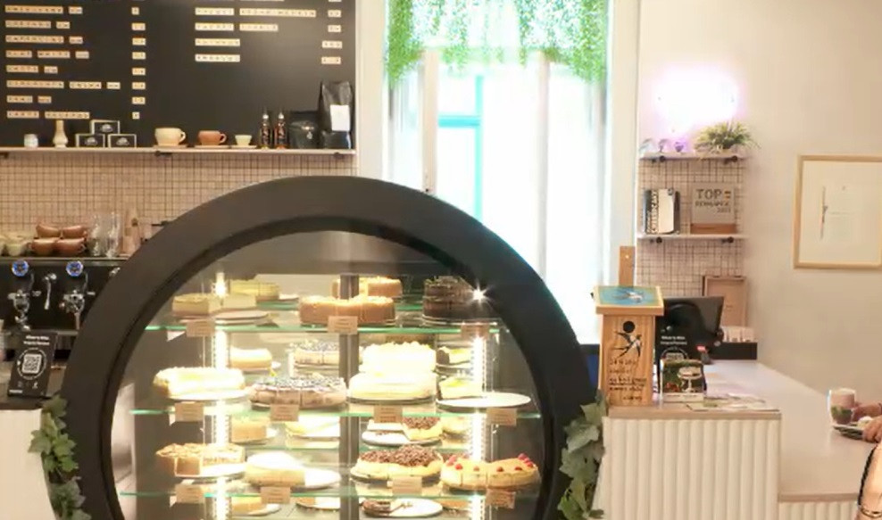 Donații dulci pentru educația copiilor cu boli grave. Inițiativă inedită în Cluj-Napoca