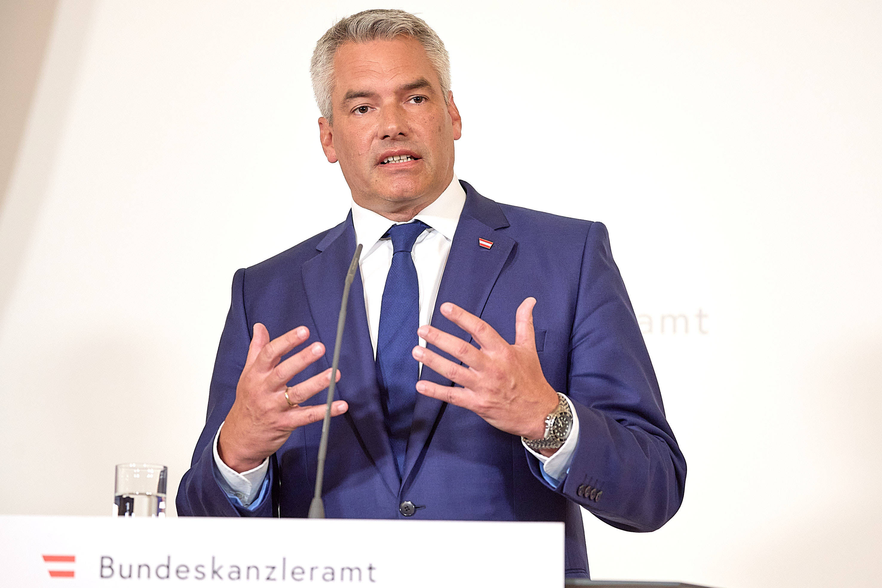 Karl Nehammer vrea mai multă putere pentru agențiile de securitate după atentatul dejucat de la concertele Taylor Swift