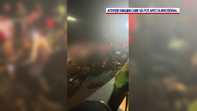 Cum s-a produs accidentul cu 5 morți din Hunedoara. Manevra făcută de șoferul de 22 de ani. Mașina a fost distrusă complet