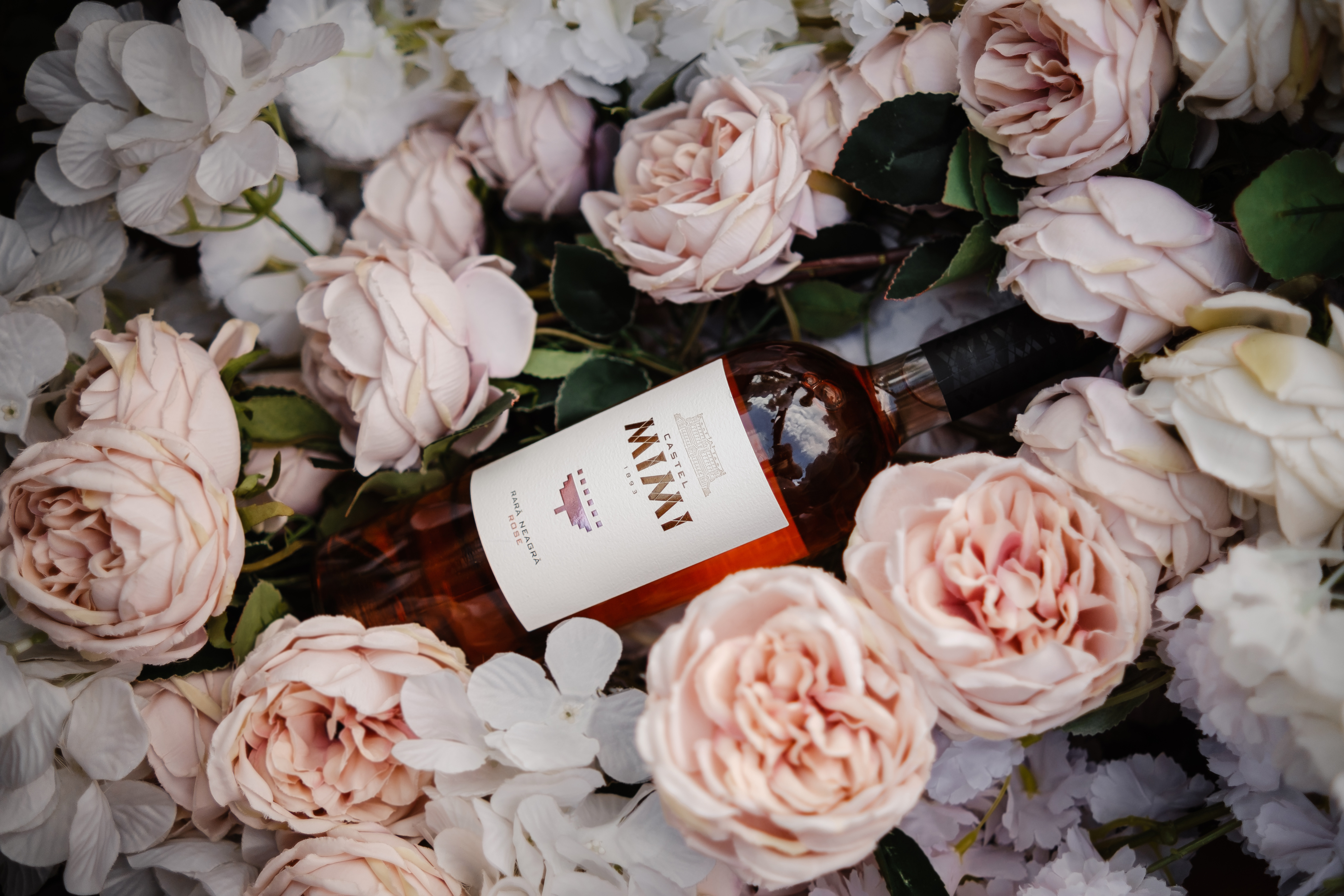 (P) Dacă e Rosé, atunci e de la Castel Mimi