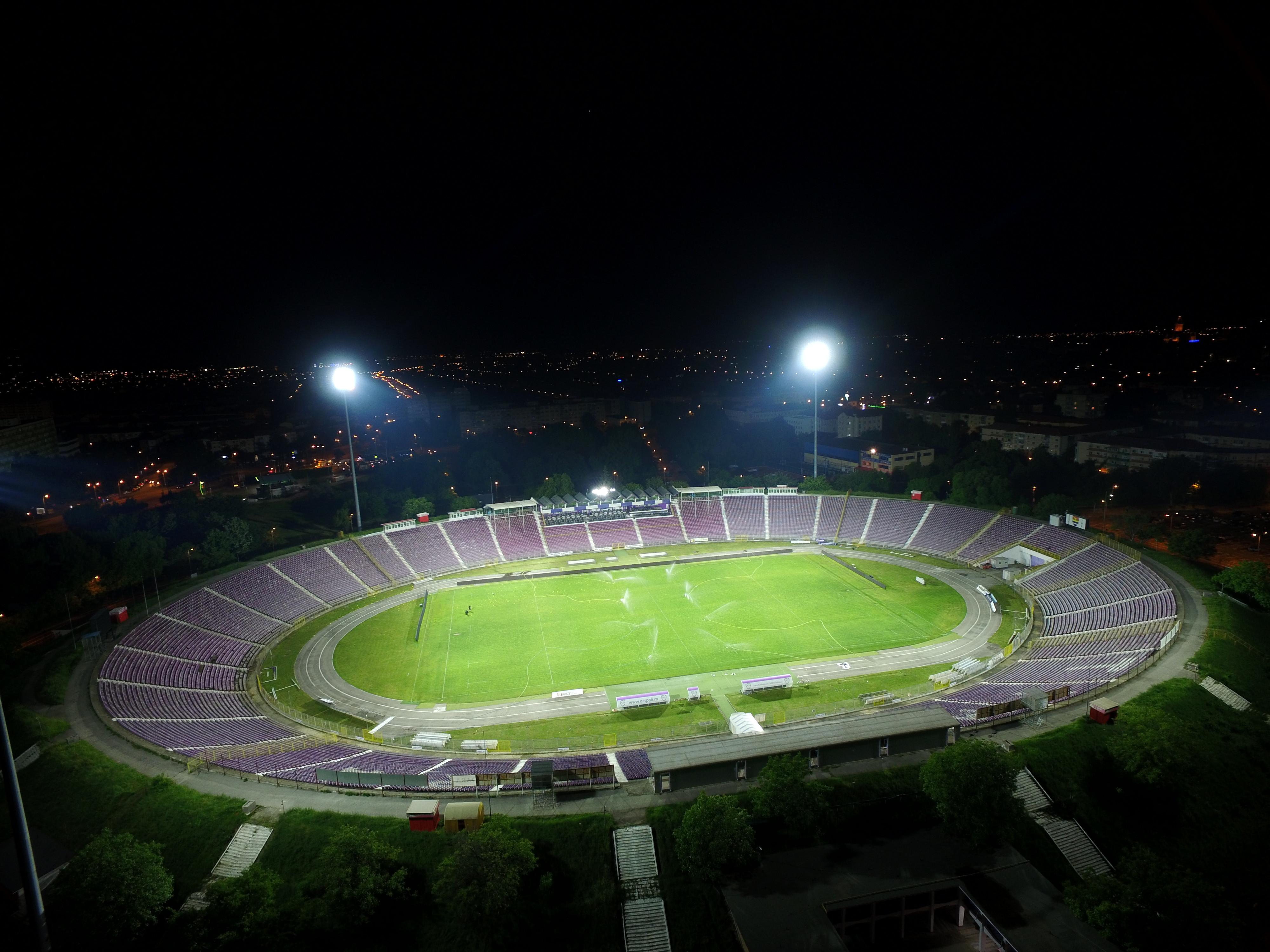 Al doilea stadion ca mărime din România va fi demolat. Va fi construită o nouă arenă