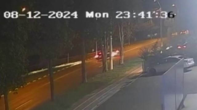 Impact năucitor, filmat în Tecuci. O femeie nu a acordat prioritate și a fost izbită de o tânără care consumase alcool