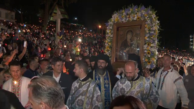 Zeci de mii de credincioși sunt așteptați la Mănăstirea Nicula, de Adormirea Maicii Domnului