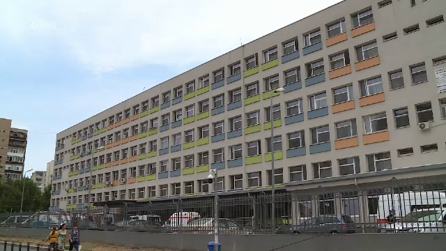 Noi verificări la Sf. Pantelimon. Injectomatul la care era cuplat un pacient, scos din priză. Acesta a murit după 48 de ore