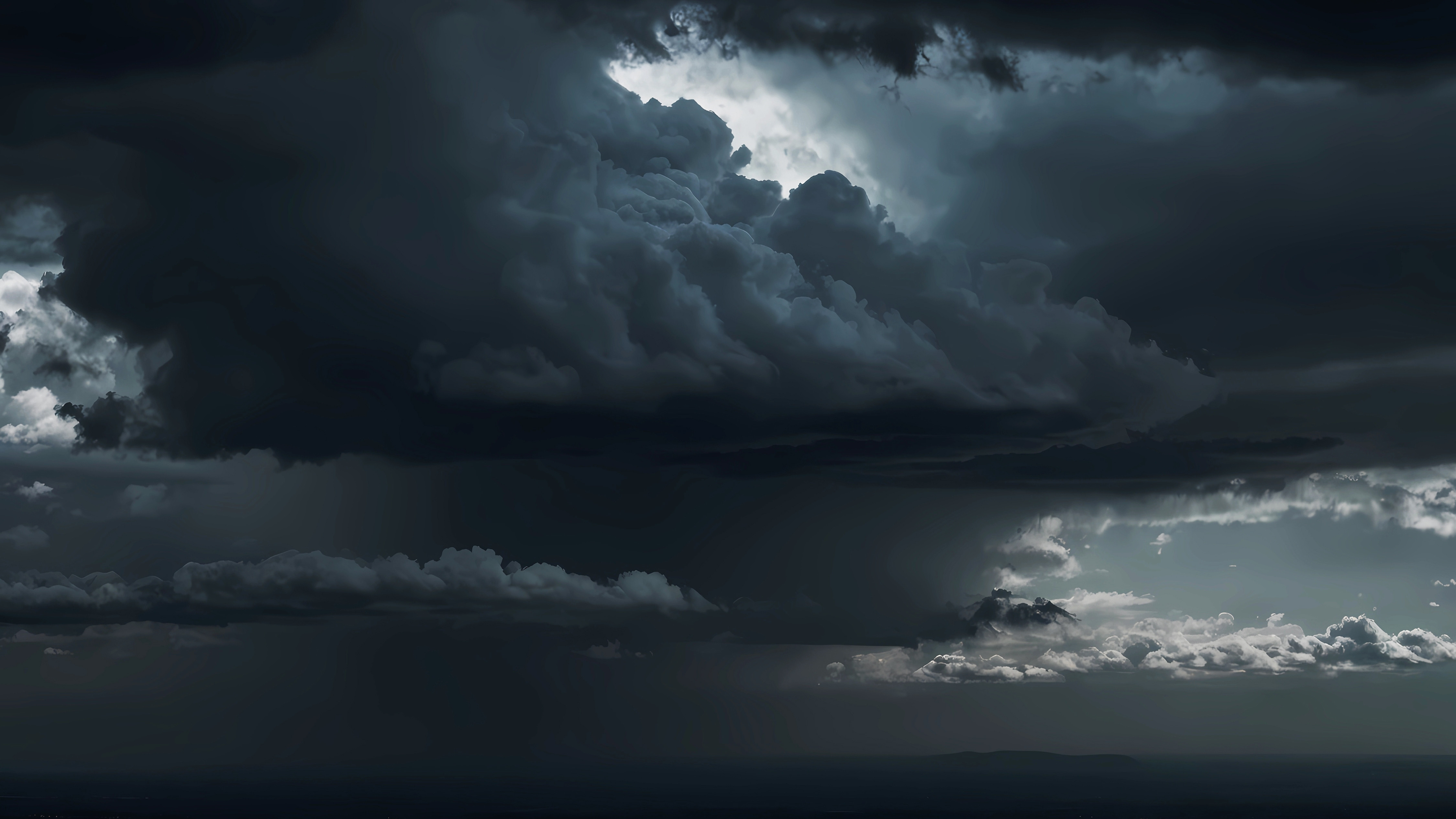 tunet fulger furtuna vreme rea