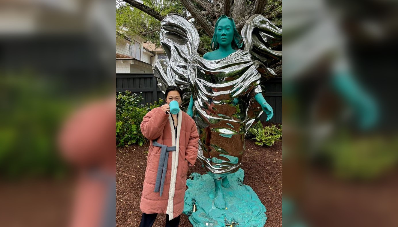 Mark Zuckerberg i-a dăruit soției sale o statuie cu ea. De unde s-a inspirat miliardarul | VIDEO