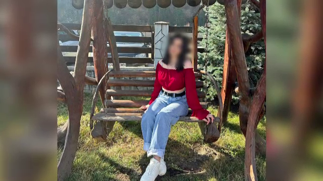 Drama unei copile din Suceava. Abandonată de mamă și bătută de iubitul ei, șef în poliție, Ioana s-a sinucis la 18 ani