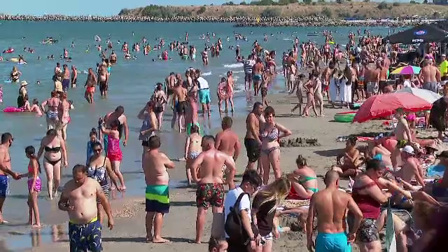 A început ”Litoralul pentru toți”. Prețuri reduse cu 70%, cazare începând de la 38 lei/noapte. Lista hotelurilor | DOCUMENT