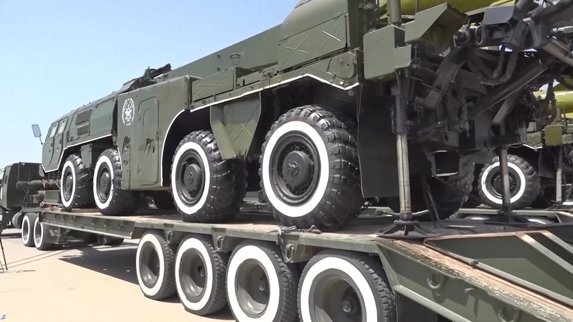 VIDEO. Talibanii au sărbătorit 3 ani de când s-au întors la putere în Afganistan cu o paradă la o fostă bază militară SUA