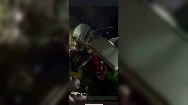 Accident grav în Galați. O mașină a căzut de pe pod, după ce s-a izbit de un alt autoturism