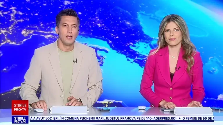 Unele cluburi din Mamaia sunt atât de pline încât mesele se rezervă și cu o lună înainte. Șampaniile cu artificii, de succes