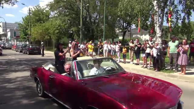 Cum a fost primită acasă, la Onești, Mihaela Valentina Cambei, vicecampioana la haltere, de la JO 2024. „Am făcut un efort”