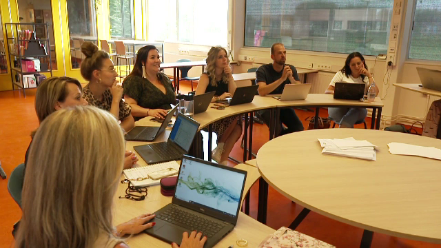 Educație cu ajutorul inteligenței artificiale, în Olanda. Motivul pentru care unii dascăli sunt sceptici