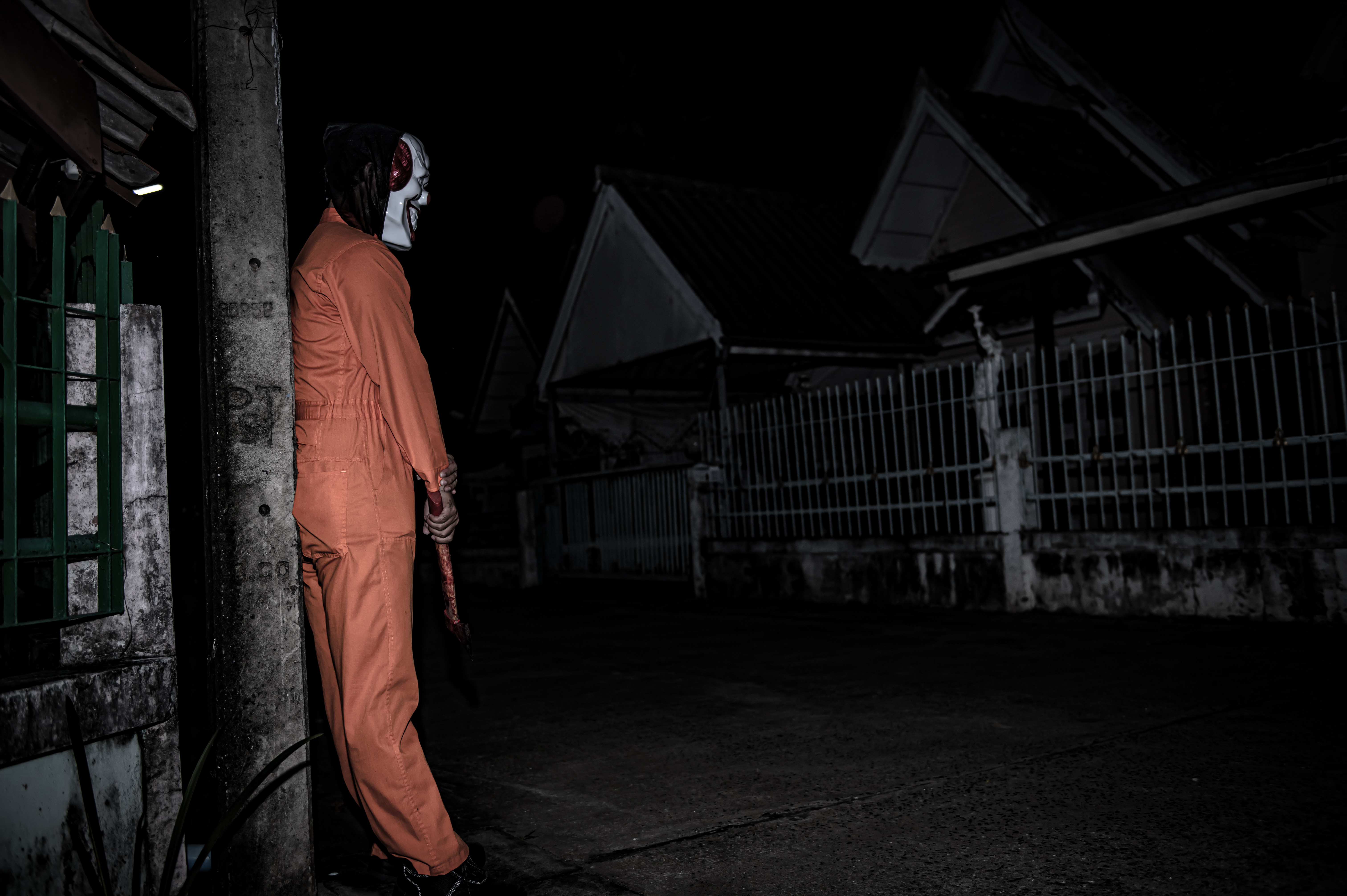 Bărbatul care a recunoscut că a ucis, ciopârțit și aruncat la gunoi 42 de femei a evadat. ”E un vampir psihopat!”