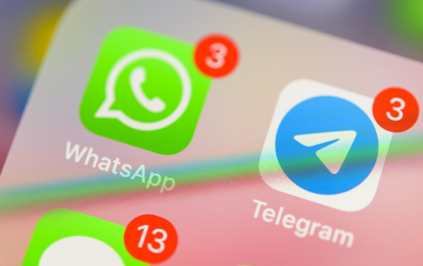 Cea mai populară aplicaţie de comunicare din lume pregăteşte o nouă funcţie de AI