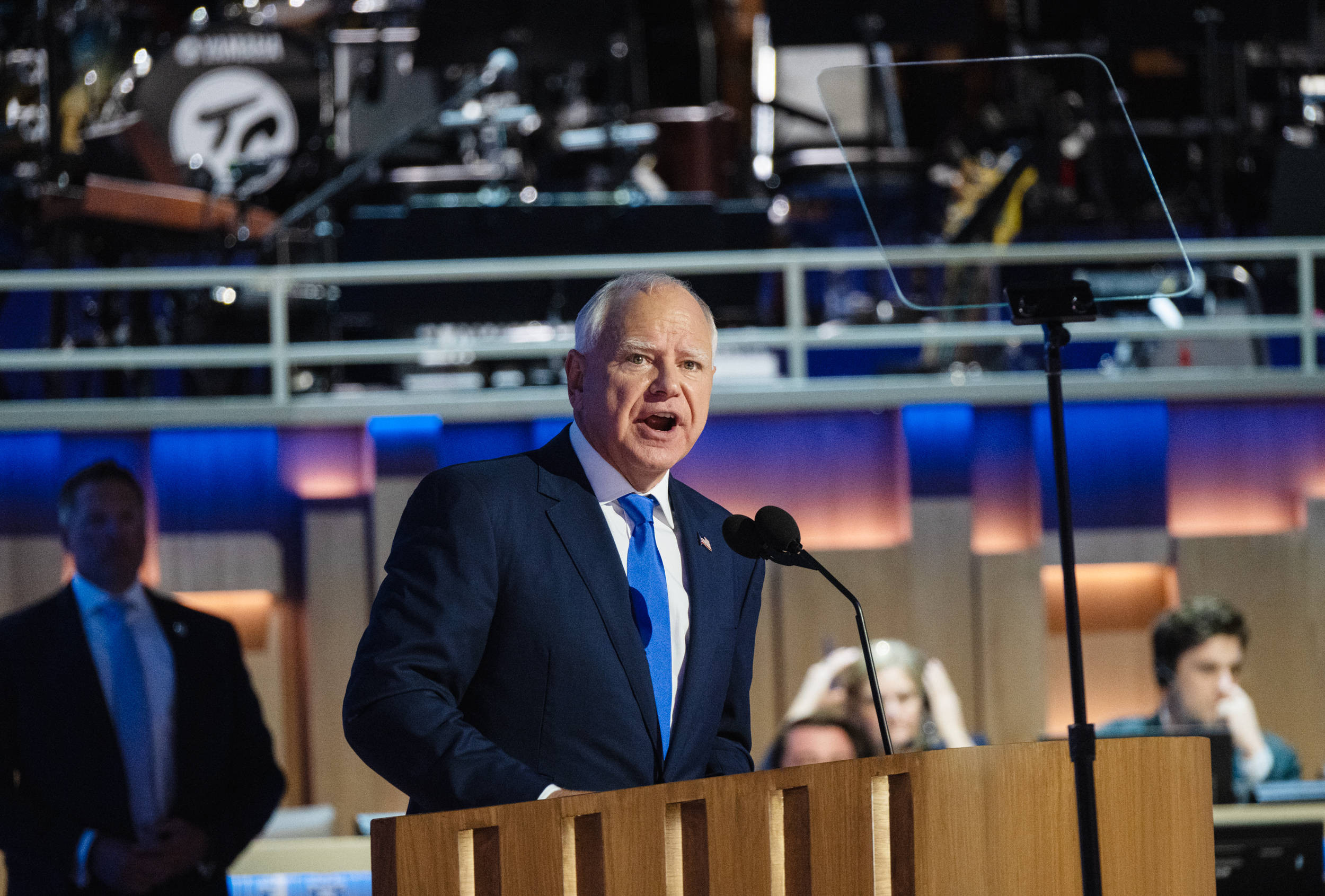 A devenit oficial: Tim Walz este candidatul democraților la funcția de vicepreședinte al SUA