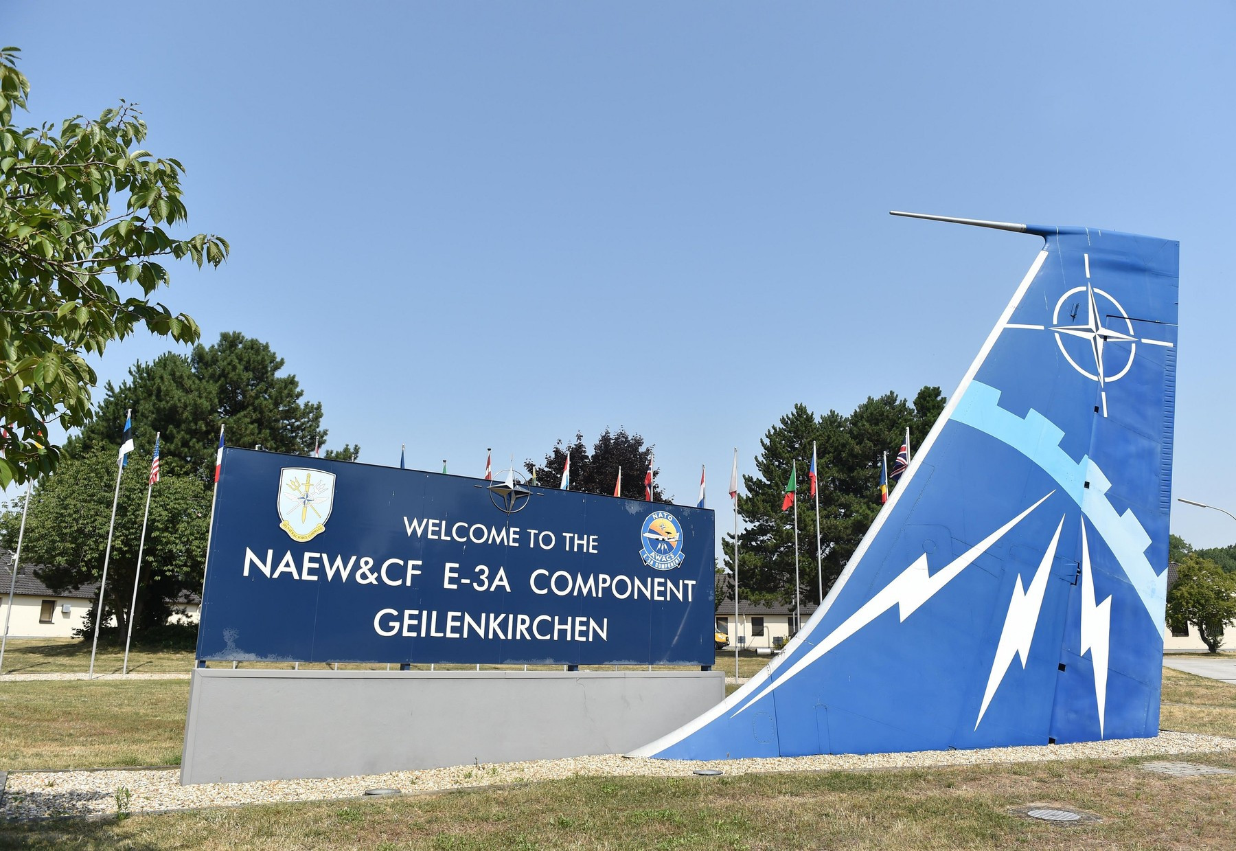 Surse: O dronă a dus la creșterea nivelului de securitate de la Geilenkirchen. Baza NATO găzduiește avioanele radar AWACS