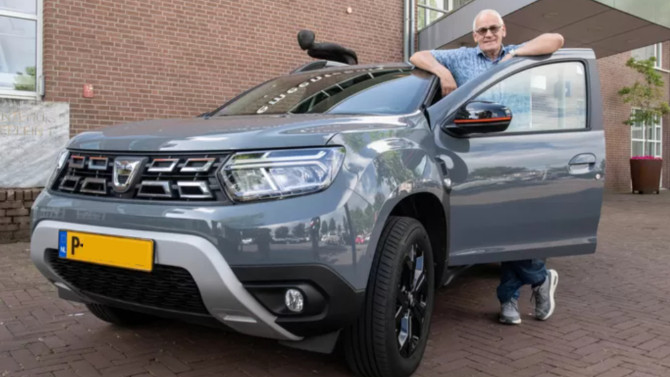 Olandezul care s-a îndrăgostit de Dacia și nu vrea altă mașină. A avut cinci în 15 ani. „Nu a fost dragoste la prima vedere"