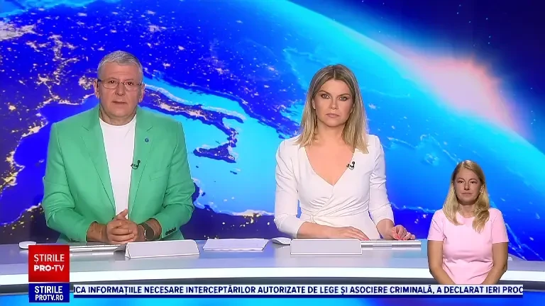 Patru tineri au furat o bancă din Bacău, iar apoi au adus-o înapoi. Gestul bizar făcut de unul dintre ei