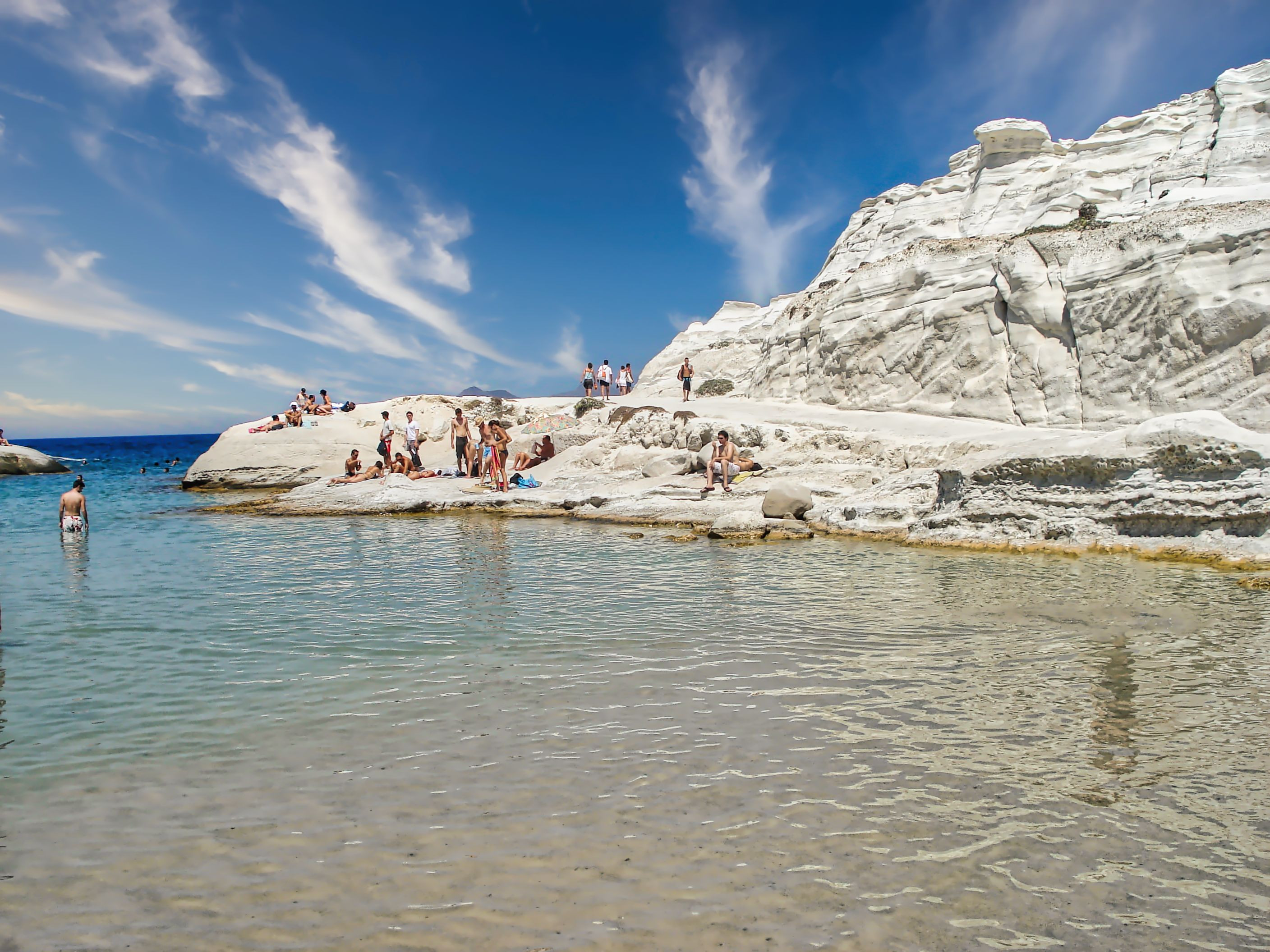 Sarakiniko Beach, Milos
