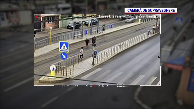 Cel care a înjunghiat un bărbat într-o stație de tramvai din București are doar 13 ani. Unde se ascundea