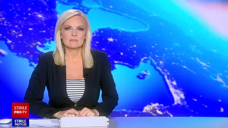 Ce spun angajații Poștei Române despre noile uniforme. „Nu mai transpir, e mai răcoros, pantalonii sunt mai comozi”