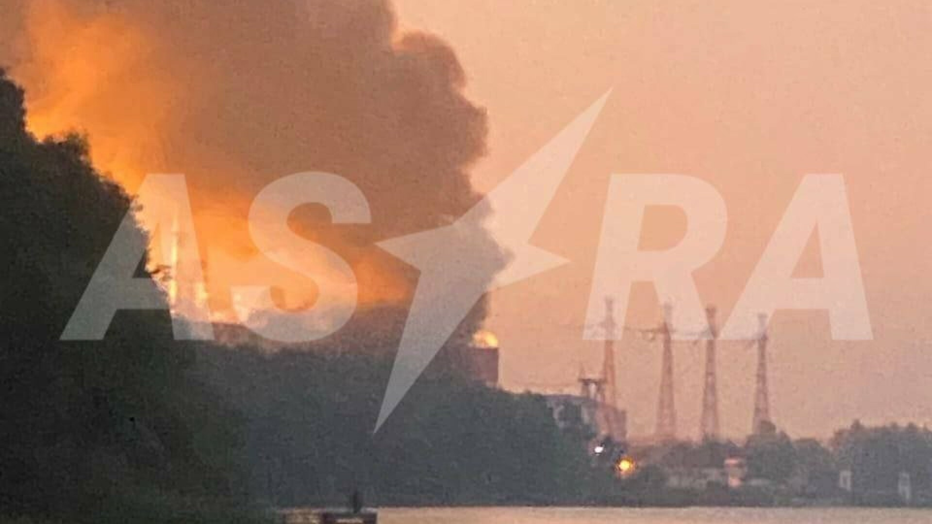 Ucraina lansează unul dintre cele mai mari atacuri de la începutul războiului. Instalațiile energetice rusești, afectate