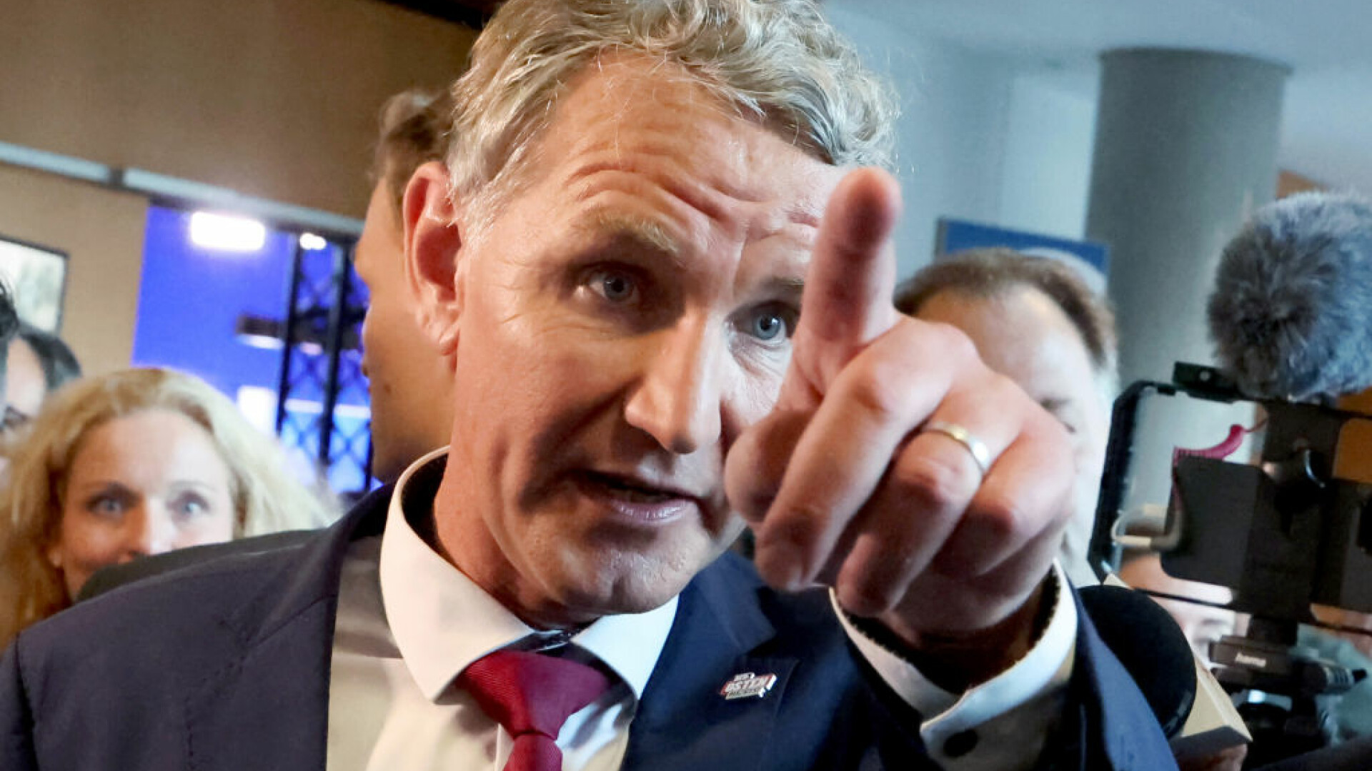 Pentru prima dată după al Doilea Război Mondial, un partid de extremă dreapta din Germania, gata să câștige alegeri regionale