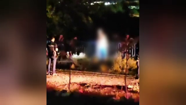 Incident uluitor în Medgidia. Un bărbat și-a ținut ostatică iubita sub amenințarea unei furculițe. Cum s-a terminat totul