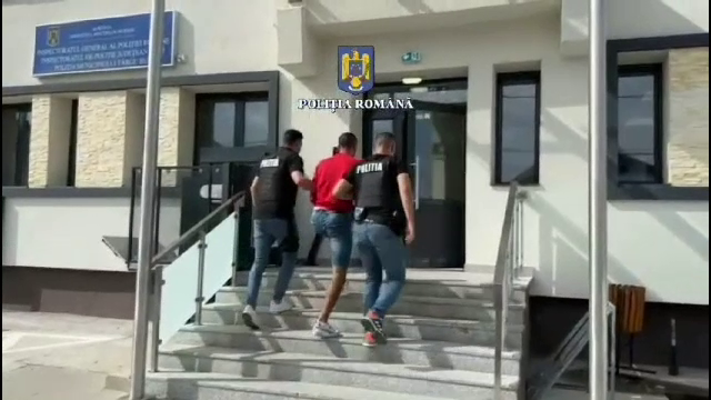 Un pușcăriaș din Arad suna din închisoare și se dădea doctor pentru a escroca bătrâni. Cum a luat 17.000 lei de la un părinte