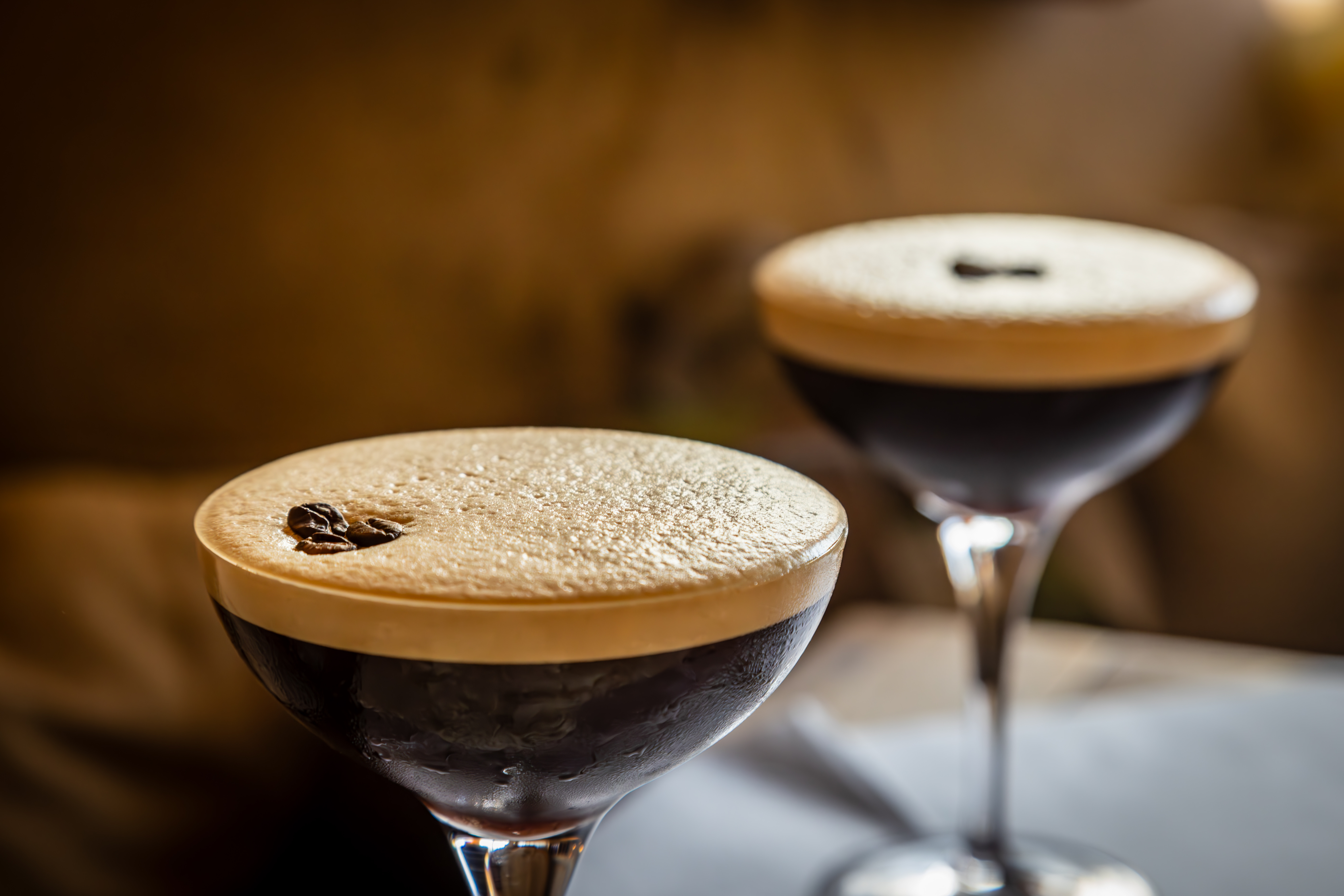 Espresso martini – rețeta pentru un cocktail espresso martini perfect. Cum a apărut această băutură