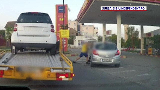 Polițistul din Sibiu care a bătut un șofer în trafic a fost reținut pentru 24 de ore. Incidentul violent a fost filmat