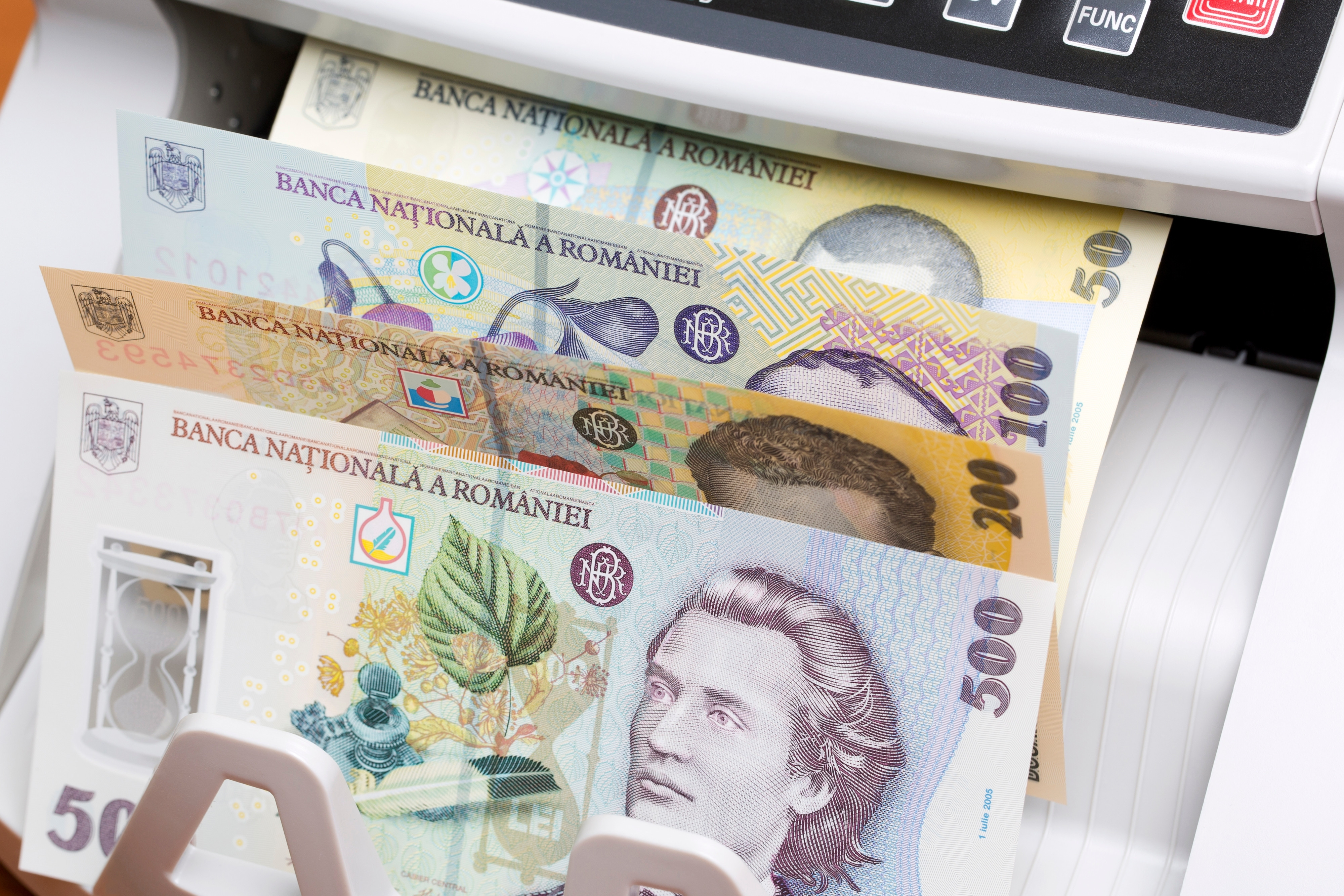 Prognoza CE se adeverește. Finanțele transmit un deficit de 121 miliarde, mult mai mare față de suma asumată la început de an