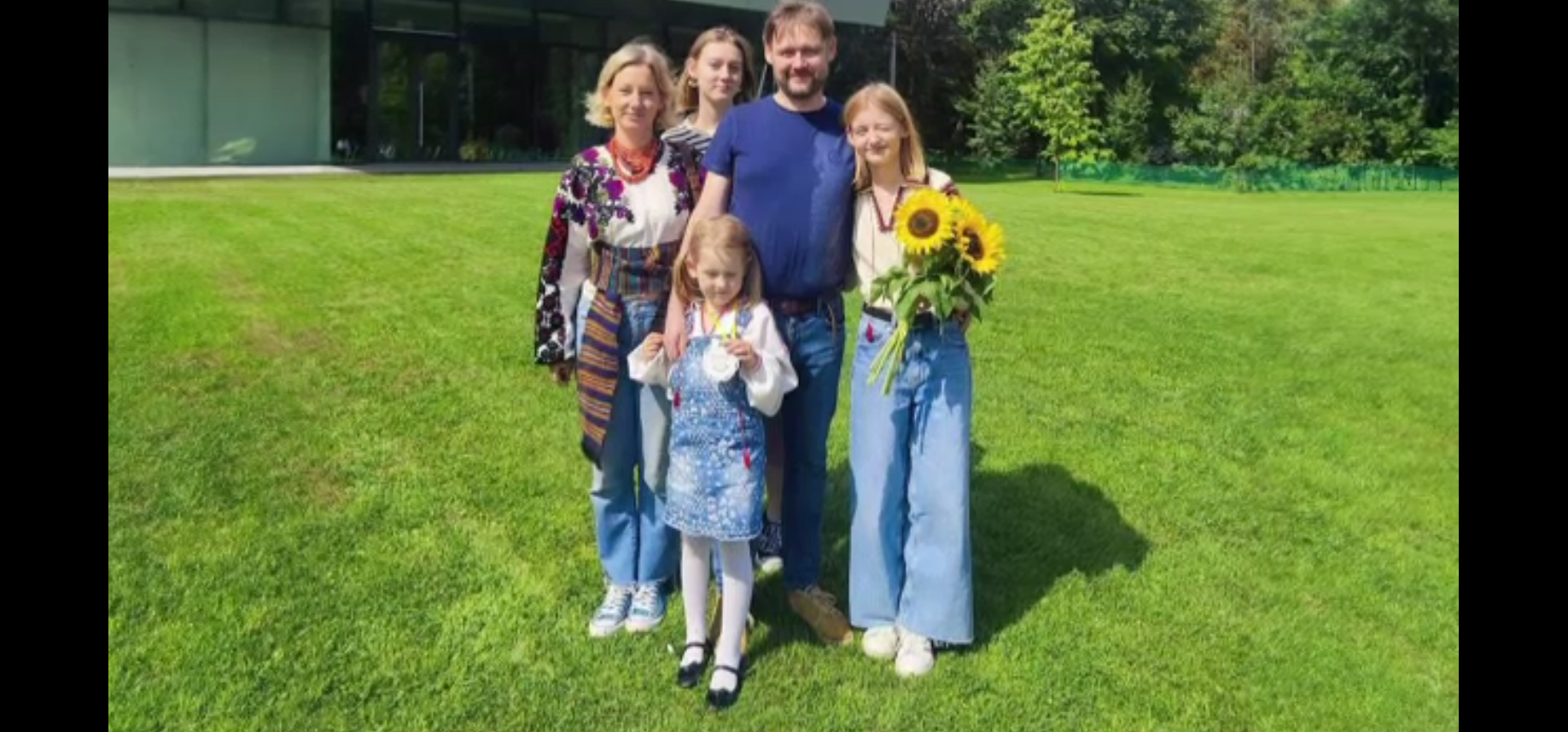 O mamă și cele trei fiice ale sale se numără printre victimele atacului rusesc din Liov. Tatăl, singurul supraviețuitor