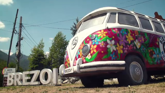 Vama Veche din inima munților. Locul aproape necunoscut care ascunde printre munți, lacuri, cascade