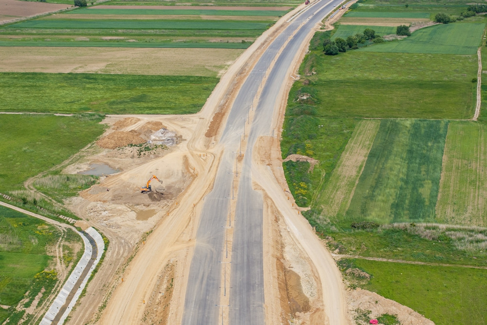 Se construiește o nouă autostradă în România. Va lega un mare oraș de graniță. HARTĂ